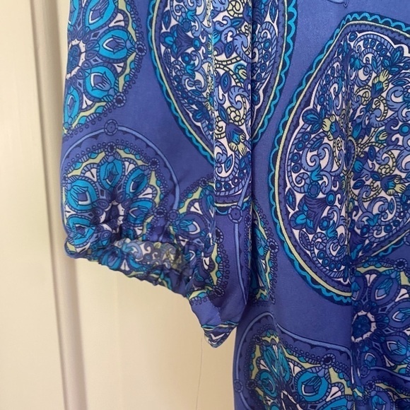 Periwinkle Blue Smocked Top 3/4 Sleeve Mandala Design Large Travelers Vacation - Picture 6 of 9